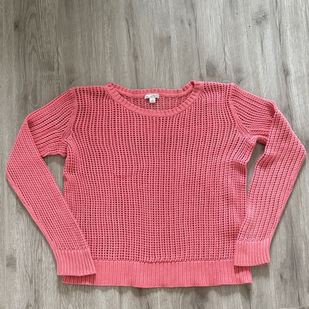 GAP Women's Sweater in Vibrant Pink